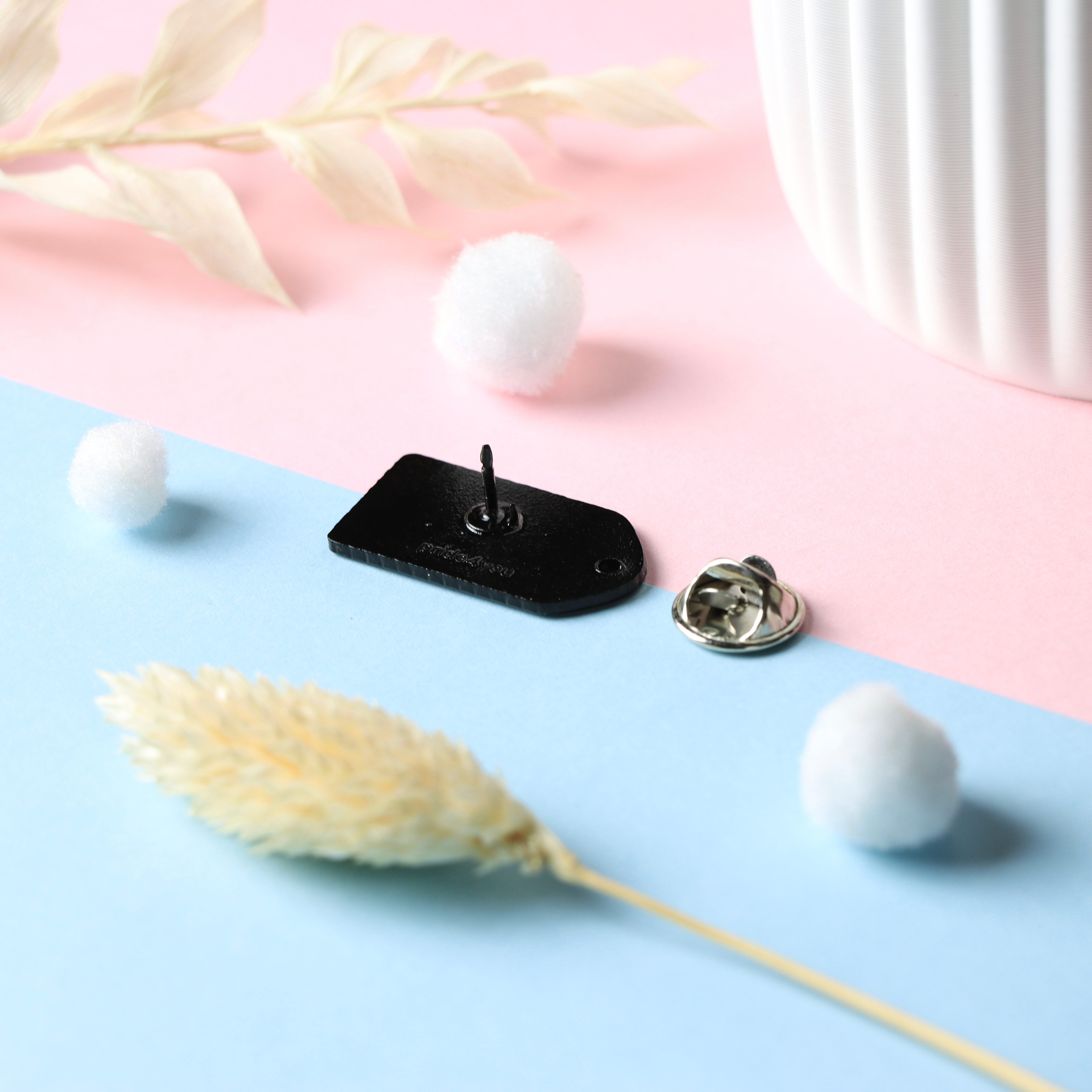 "No Labels just Love" Pin